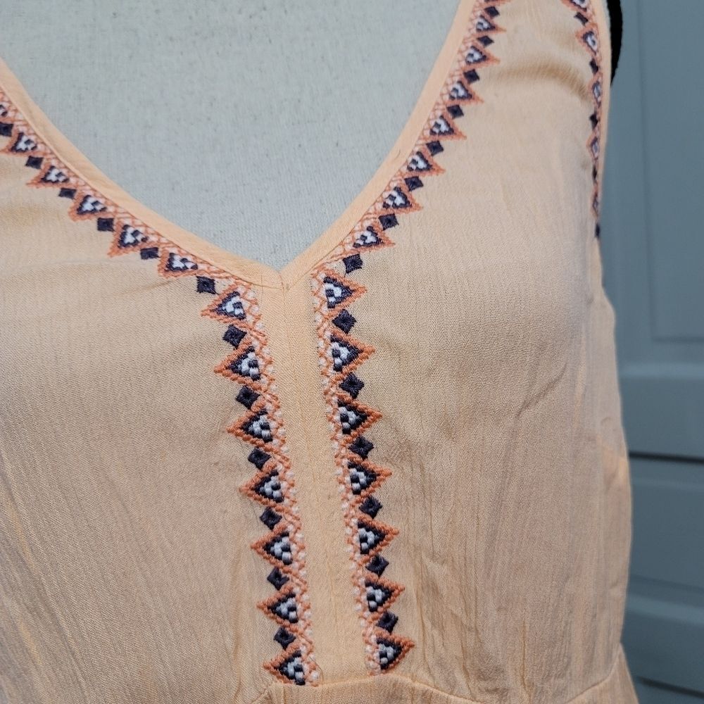 TORRIDāBabydoll Gauze Embroidered Tank - Picture 6 of 10